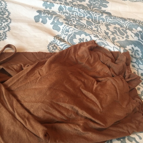 Open Shoulder Top - Picture 5 of 6